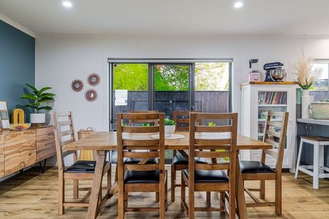 Photo of property in 7 Pegasus Place, Kelvin Grove, Palmerston North, 4414