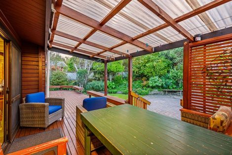 Photo of property in 124 West Harbour Drive, West Harbour, Auckland, 0618