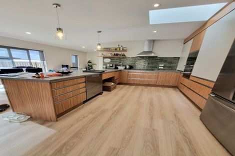 Photo of property in 19 Joseph Kokich Avenue, Swanson, Auckland, 0614