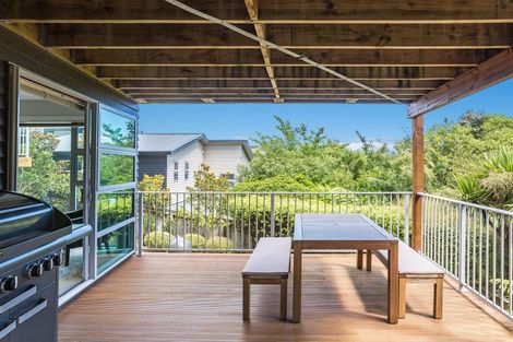 Photo of property in 42b/1 James Cook Drive, Whitby, Porirua, 5024