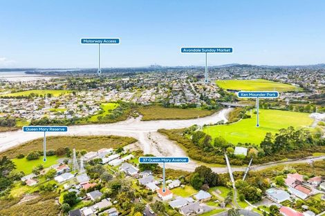 Photo of property in 37 Queen Mary Avenue, New Lynn, Auckland, 0600