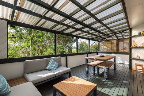 Photo of property in 52 Kia Ora Road, Beach Haven, Auckland, 0626