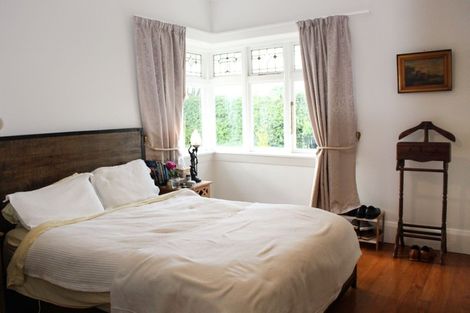 Photo of property in 52 North Parade, Richmond, Christchurch, 8013