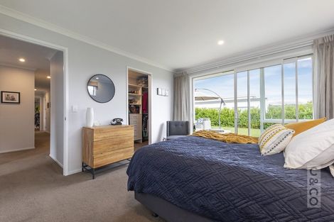 Photo of property in 11 Floyd Road, Riverhead, 0820