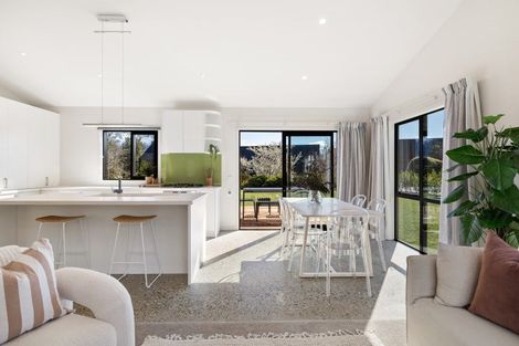 Photo of property in 12 Jacks Point Rise, Jacks Point, Queenstown, 9371