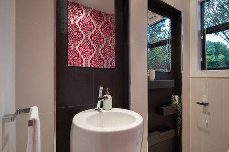 Photo of property in 27a Phoenix Avenue, Hokowhitu, Palmerston North, 4410