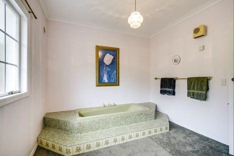 Photo of property in 4 Ritchie Place, Havelock North, 4130