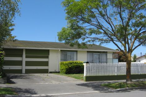 Photo of property in 2 Lamorna Road, Parklands, Christchurch, 8083
