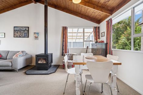 Photo of property in 77 Hilltop Avenue, Morningside, Whangarei, 0110