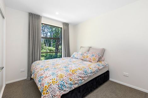 Photo of property in 29 Tokai Place, Glen Eden, 0602