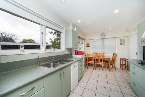 Photo of property in 26 Cargill Avenue, Feilding, 4702
