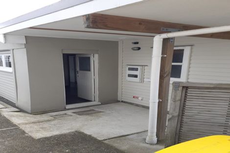 Photo of property in 81 Lauderdale Road, Birkdale, Auckland, 0626