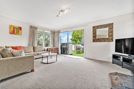 Photo of property in 40 Opal Avenue, Pakuranga, Auckland, 2010
