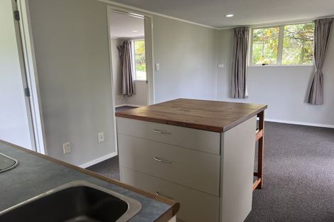 Photo of property in 1291 Old North Road, Helensville, 0875