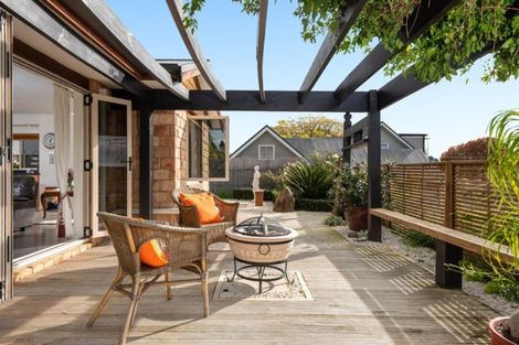 Photo of property in 16 Avon Rise, Welcome Bay, Tauranga, 3112
