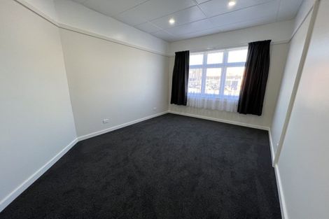 Photo of property in 27-29 Andrew Young Street, Palmerston North, 4410