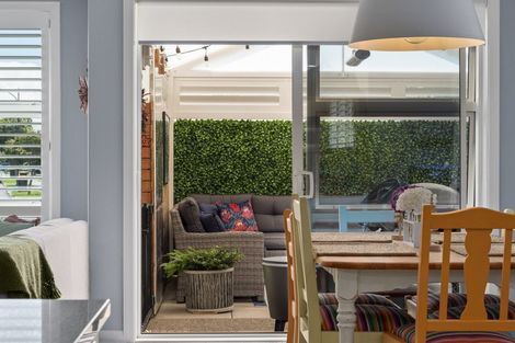 Photo of property in 12 Kereru Place, Pyes Pa, Tauranga, 3112