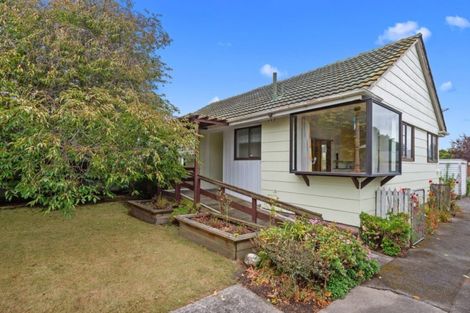 Photo of property in 18 Roche Avenue, Upper Riccarton, Christchurch, 8041
