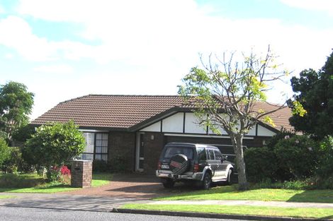 Photo of property in 39 Loloma Drive, Half Moon Bay, Auckland, 2012