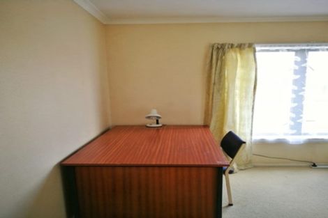 Photo of property in Tuscany Towers, 83/1 Ambrico Place, New Lynn, Auckland, 0600