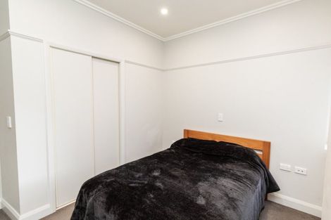 Photo of property in Fountain Court, 16/48u Oriental Parade, Oriental Bay, Wellington, 6011