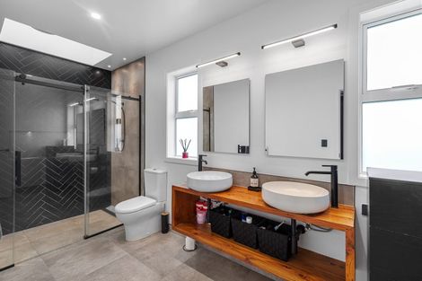 Photo of property in 13 Tari Road, Pukeatua, 3880