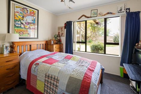 Photo of property in 251 Shakespeare Street, Leamington, Cambridge, 3432