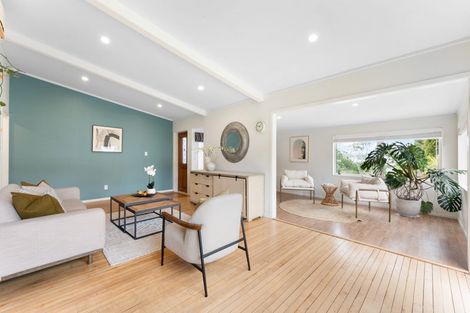 Photo of property in 9 Bowman Road, Forrest Hill, Auckland, 0620