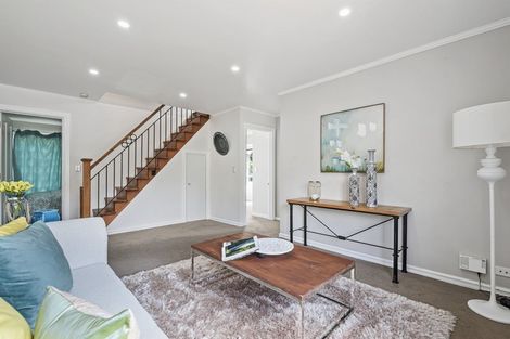 Photo of property in 1/23 Quebec Road, Milford, Auckland, 0620