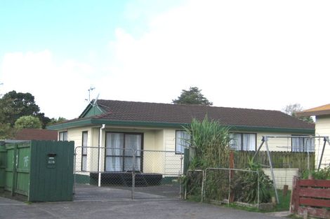 Photo of property in 2/26 Karepo Crescent, Ranui, Auckland, 0612