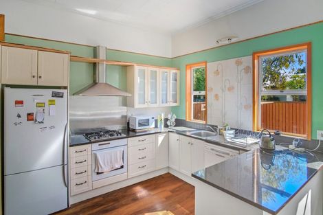 Photo of property in 133 Somerfield Street, Somerfield, Christchurch, 8024
