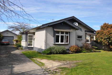 Photo of property in 52 Featherston Street, Takaro, Palmerston North, 4412