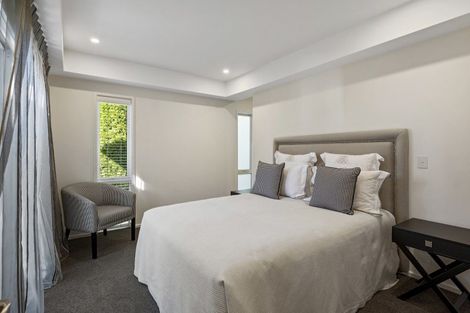 Photo of property in 128 Fendalton Road, Fendalton, Christchurch, 8052
