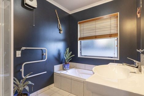 Photo of property in 718 Acacia Bay Road, Acacia Bay, Taupo, 3330