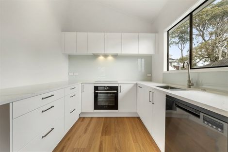 Photo of property in 32a Bayview Road, Bayview, Auckland, 0629