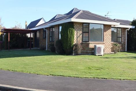 Photo of property in 15 Mountain View Place, Leeston, 7632
