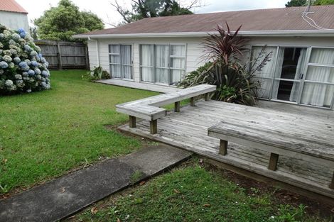 Photo of property in 23 Luckens Road, West Harbour, Auckland, 0618