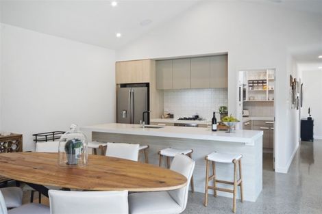 Photo of property in 15 Knoll Rise, Pukekohe, 2120