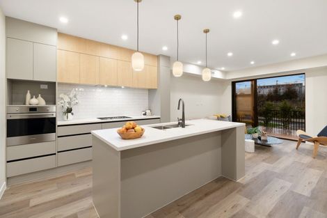 Photo of property in 128 Vintry Drive, Kumeu, 0810