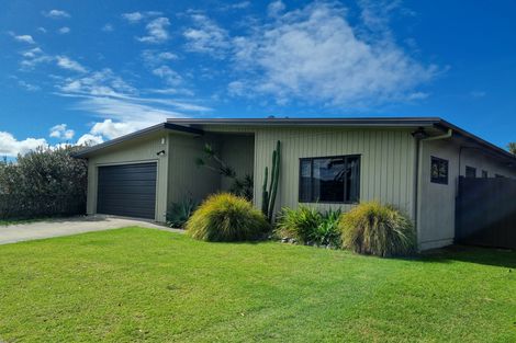 Photo of property in 44 Kupe Drive, Whitianga, 3510