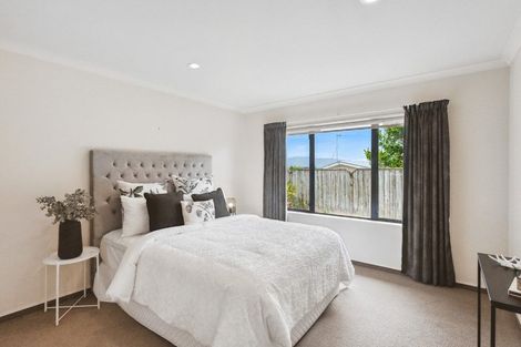 Photo of property in 26 Quadrant Heights, Paraparaumu, 5032