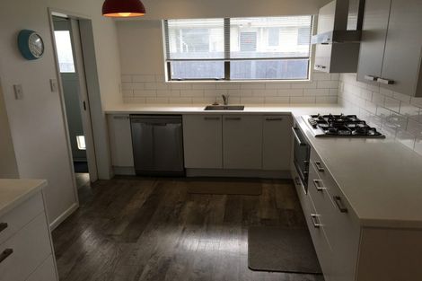 Photo of property in 2/99a Saint Martins Road, Saint Martins, Christchurch, 8022