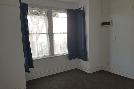 Photo of property in 20a Waripori Street, Berhampore, Wellington, 6023