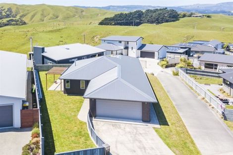 Photo of property in 50 Mo Street, Camborne, Porirua, 5026