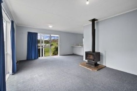 Photo of property in 1087 Halcombe Road, Halcombe, Feilding, 4779