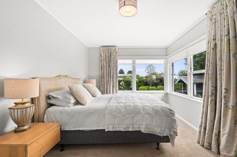 Photo of property in 17 Brookvale Road, Havelock North, 4130