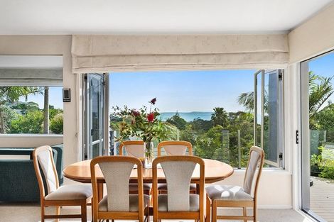 Photo of property in 33 Bleakhouse Road, Howick, Auckland, 2014