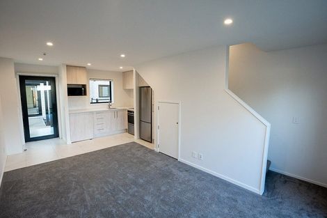 Photo of property in 1/182 Cambridge Terrace, Fairfield, Lower Hutt, 5011