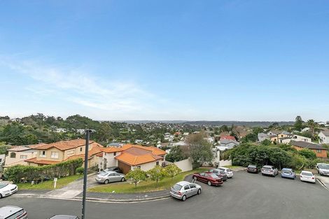 Photo of property in 3/5 Monte Cassino Place, Birkdale, Auckland, 0626
