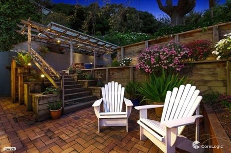 Photo of property in 210 Oriental Parade, Oriental Bay, Wellington, 6011